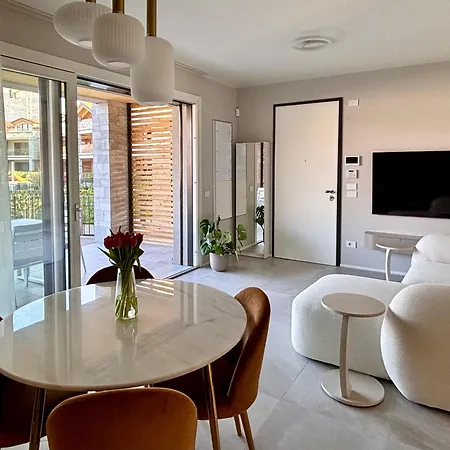 Sole At Dorato, Luxury, View Apartamento