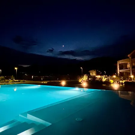 Apartamento Sole At Dorato, Luxury, View