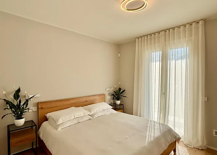 Sole At Dorato, Luxury, View 아파트